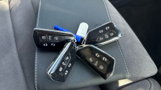 Volkswagen Multivan 2.0 TSI Style 5dr LWB DSG Petrol Estate